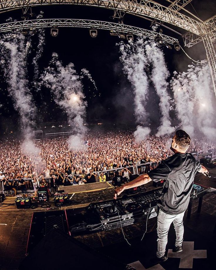 Festival wristbands and entry gates